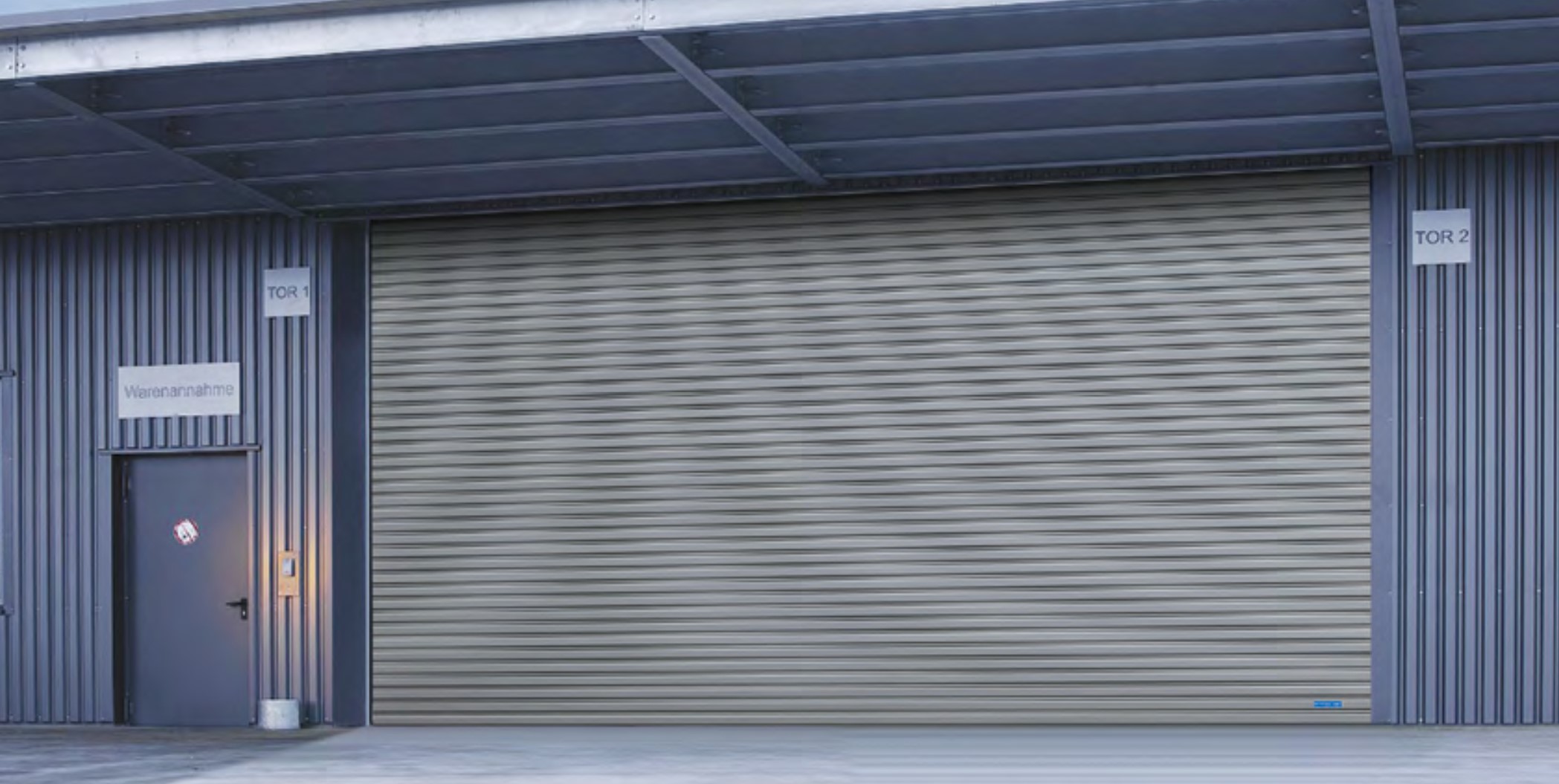 Cửa Cuốn Siêu Trường ST100