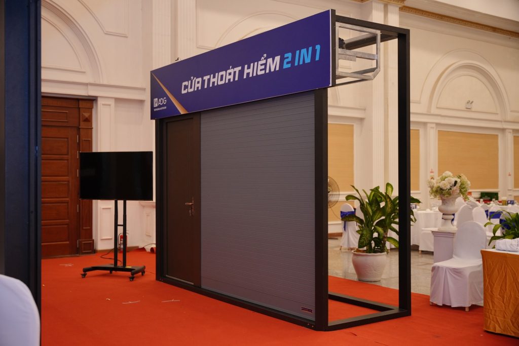 cửa cuốn 2 trong 1