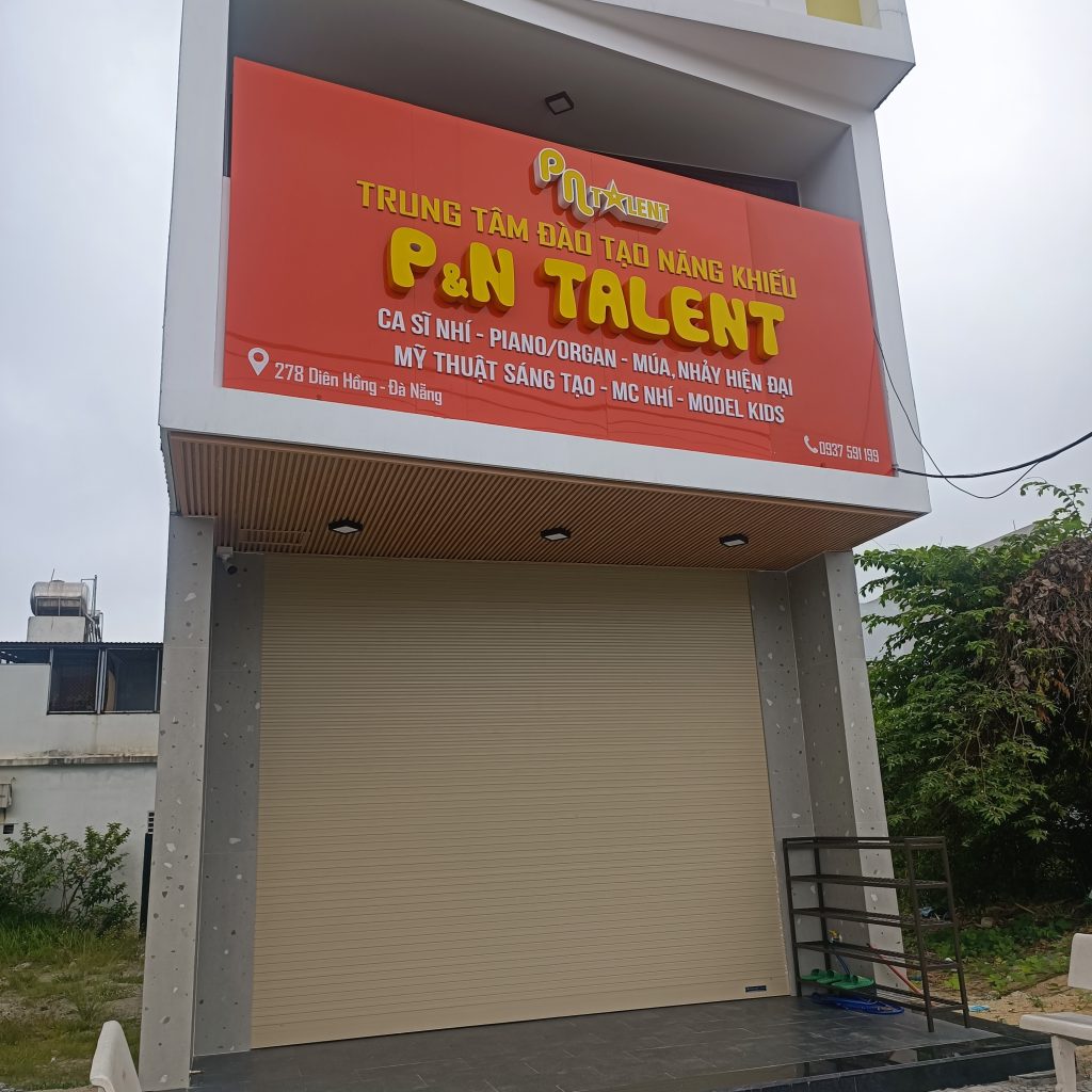 Công Trình Cửa Cuốn E51 Diên Hồng Cẩm Lệ